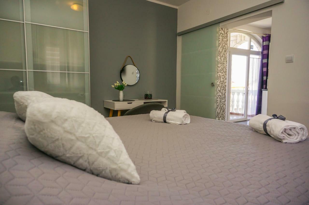 Apartment Paula With Private Jacuzzi And Parking- Near The Beach Zadar Bagian luar foto
