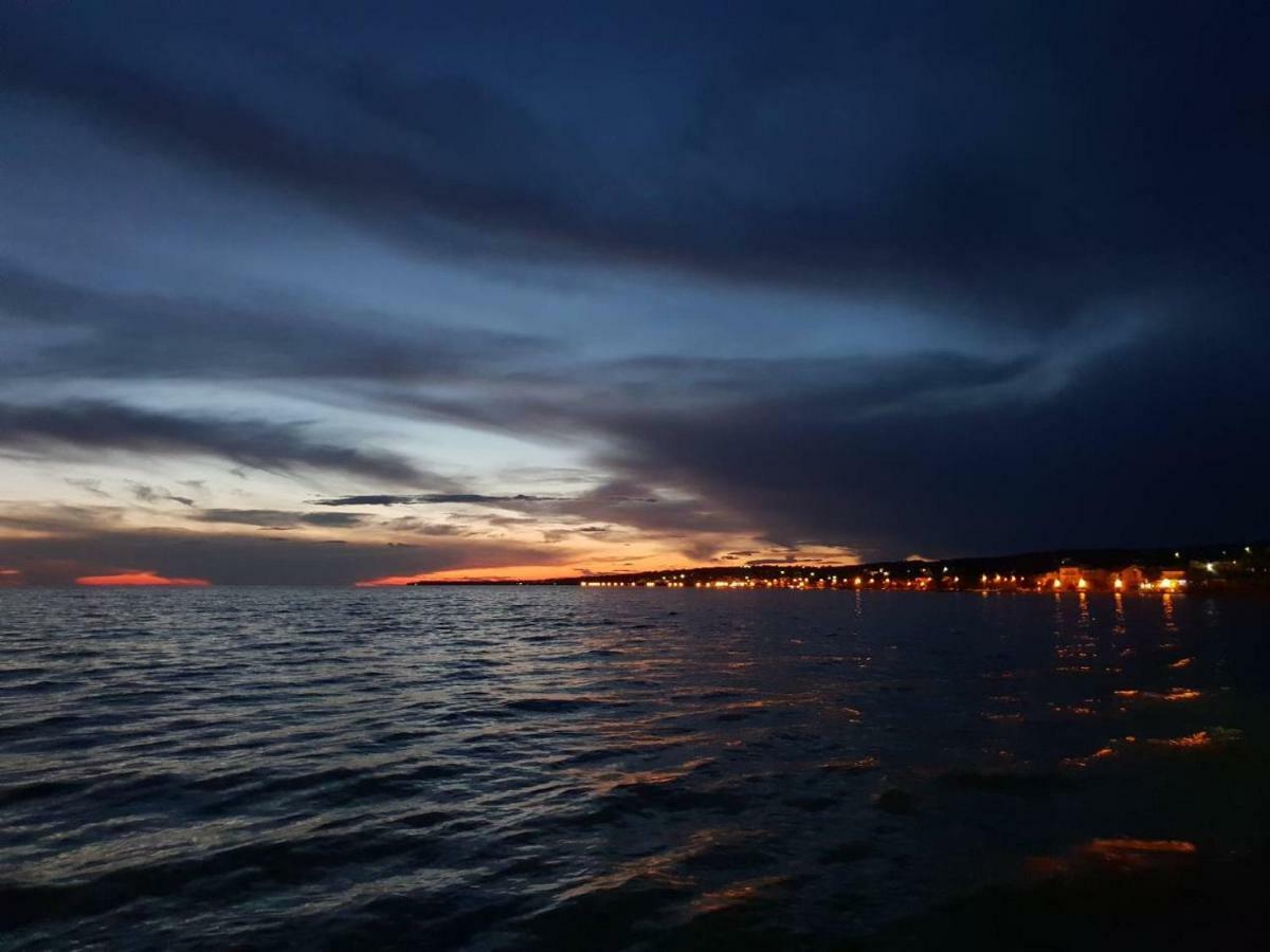 Apartment Paula With Private Jacuzzi And Parking- Near The Beach Zadar Bagian luar foto